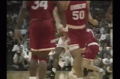 j9九游会老哥俱乐部交流揭秘雷迪克助教团队:布鲁克斯&麦克米兰 从大打出手到携手并肩