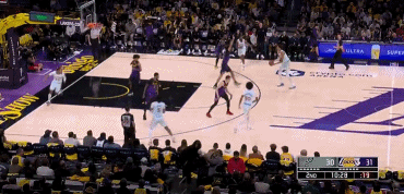 j9九游真人游戏第一品牌登录入口稍稍出汗!文班亚马17中10砍23分8板5助3断2帽&多次上演暴扣