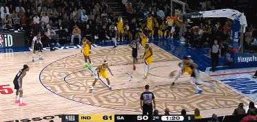 ag九游会亚洲真人第一品牌攻防建功！特纳大帽文班 随后接哈利伯顿妙传战斧劈扣